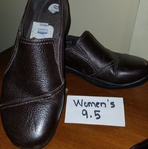 Clark's dress shoe